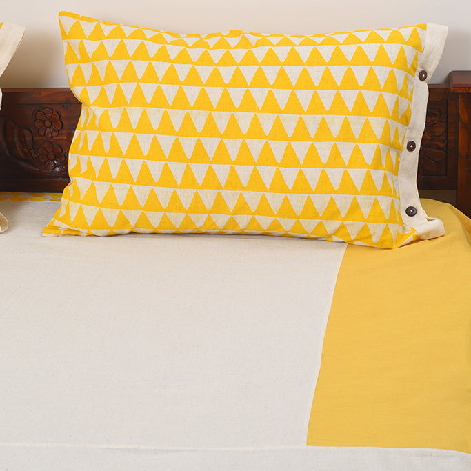Geometric Pattern  Bedspread (Pack of 4 Pieces)