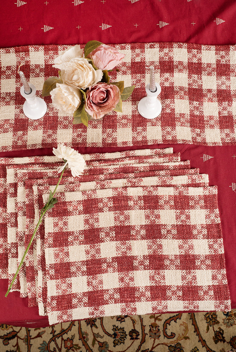Yarn Dyed Check Table Linen (Pack of 14 Pieces | 6 Seater)